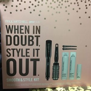 Paul Mitchell Express Ion Smooth & Style Kit
